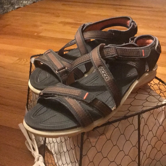 ecco sandals size 41